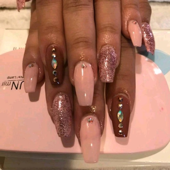 Nails - Picture 2 of 5